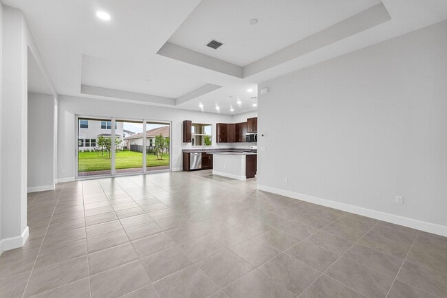 Building Photo - 5781 Lodgepole Ln