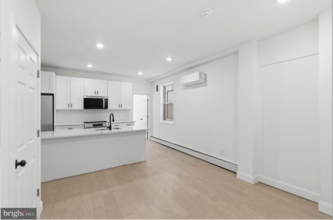 Building Photo - 935 Passyunk Ave