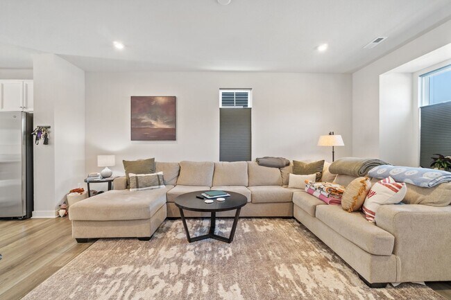 Building Photo - 2694A Azalea Garden Road