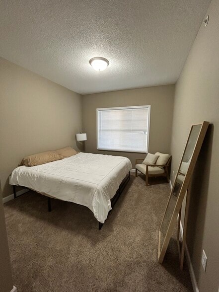 Building Photo - 3053 Bluestem Trl