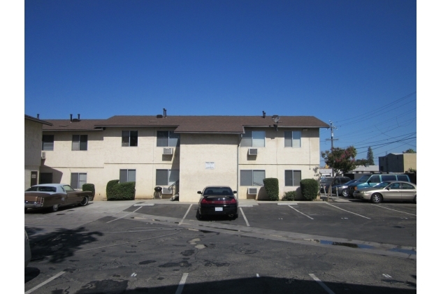 Building Photo - 1420 Monterey St