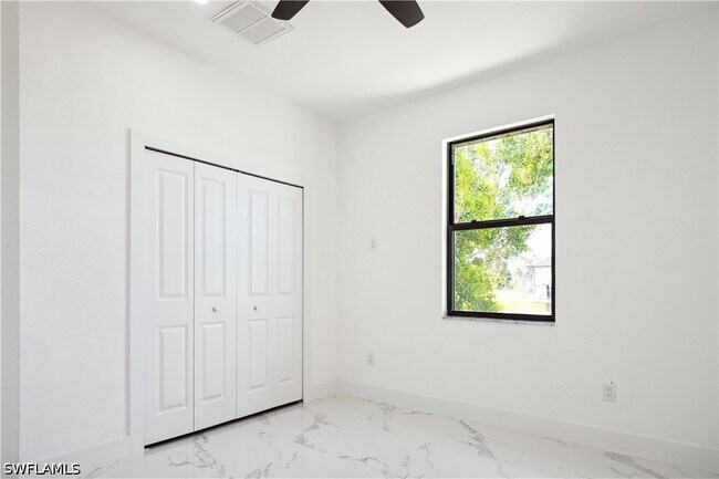Building Photo - 4309 NW 38th Ave