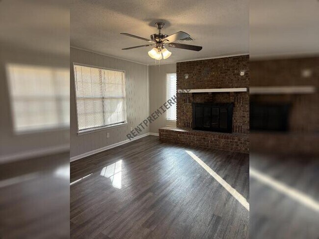 Building Photo - 8404 Shelley Dr