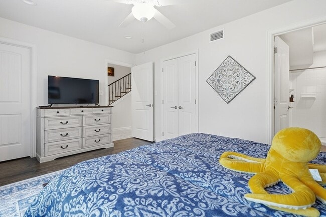 Building Photo - 620 Fulton Beach Rd