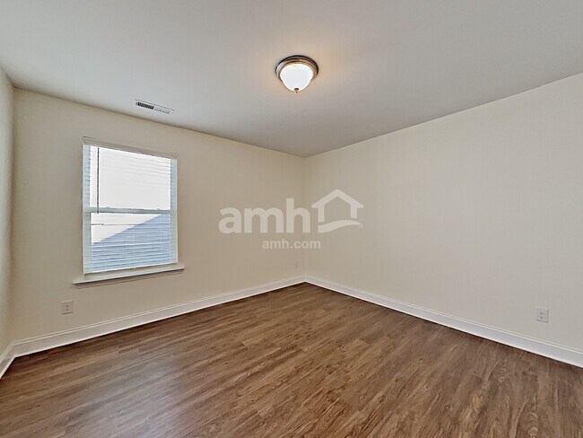 Building Photo - 12032 Brooksong Dr