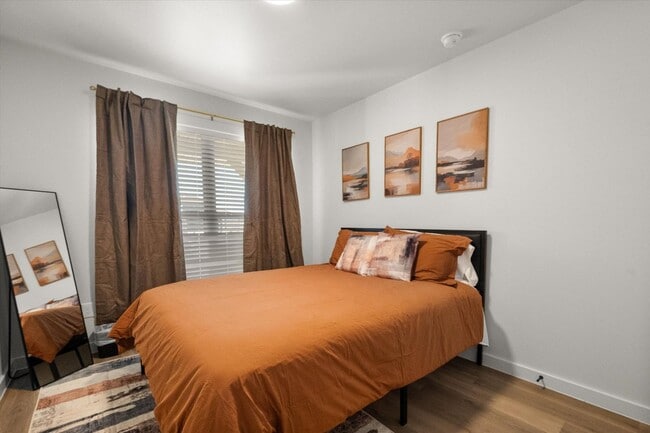 Building Photo - Four Beds, All Appliances, All Smiles!