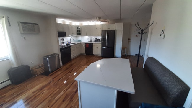 Building Photo - 25 Homer Ave