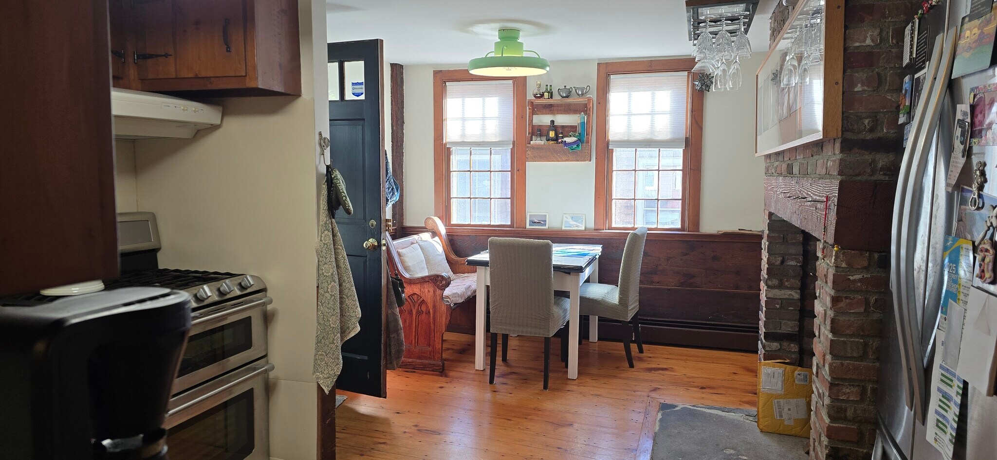 Building Photo - 18 King St