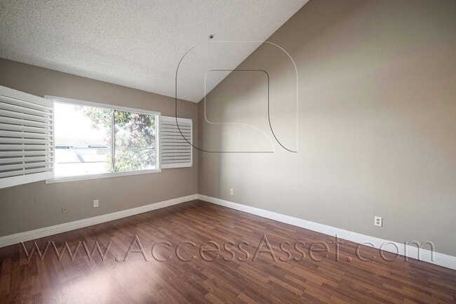 Building Photo - Fullerton Condo Near CSUF + Easy Freeway Access
