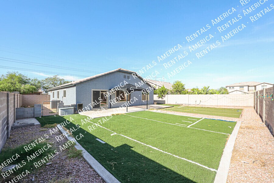 Building Photo - 9714 W Heber Rd