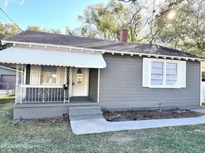 Building Photo - 4752 Post St