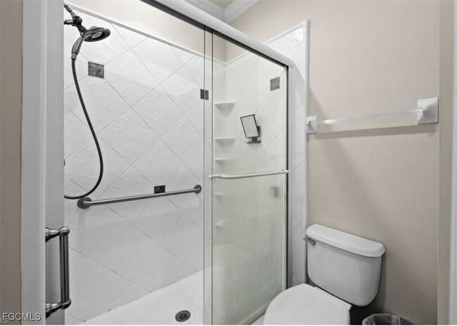 Building Photo - 14970 Vista View Way