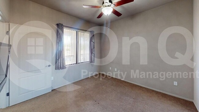 Building Photo - 2550 E River Rd