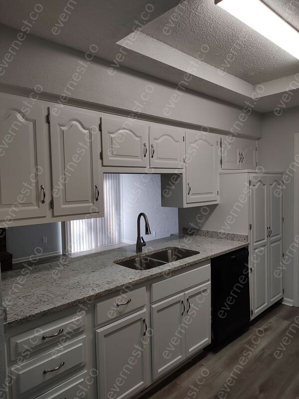 Building Photo - 2836 S Ann Ave