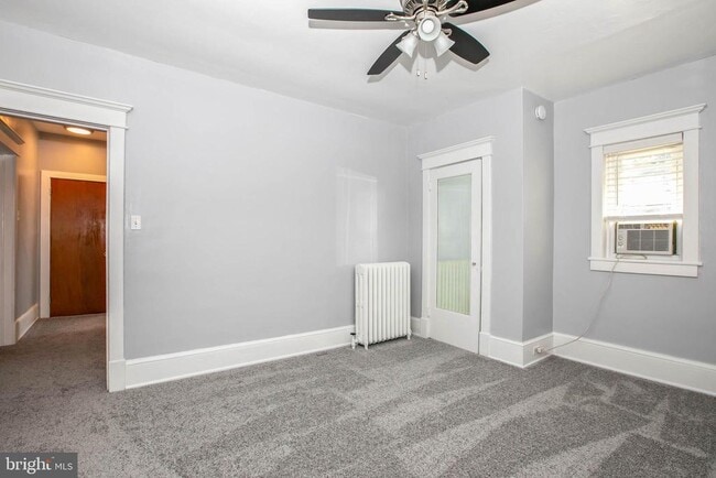 Building Photo - 20 E Merchant St