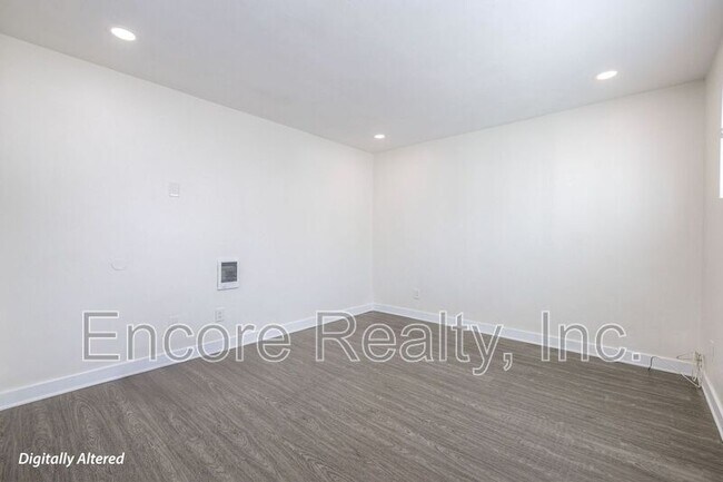 Building Photo - 4070 Illinois St