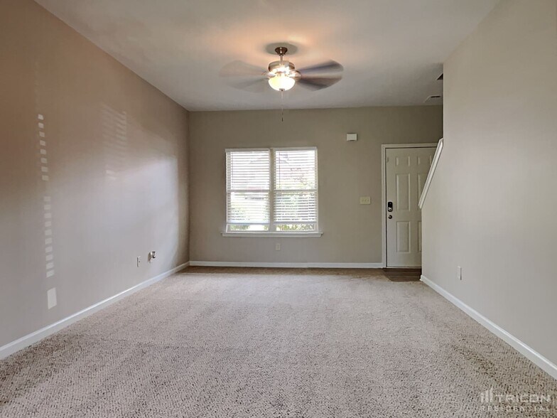 Building Photo - 55 Wyndham Ct