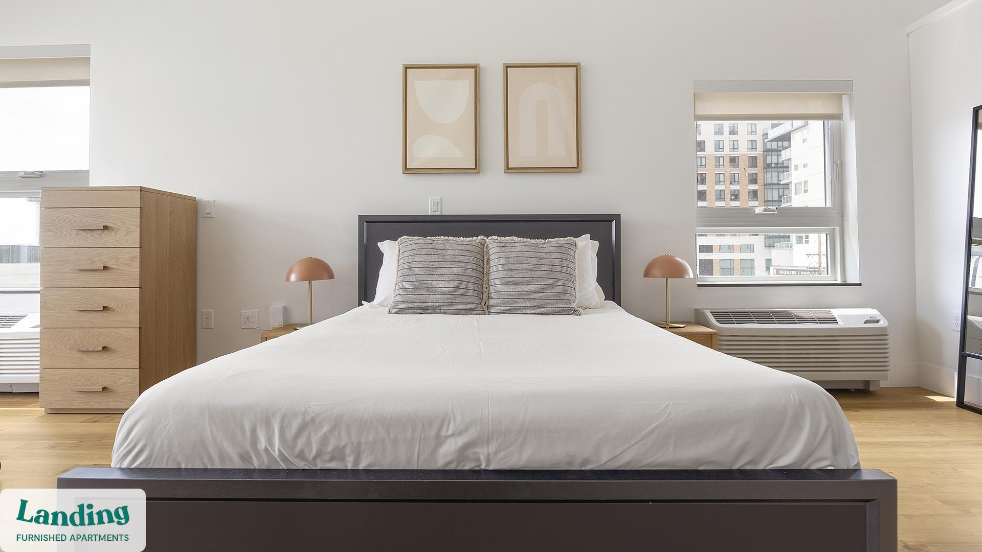 Building Photo - 135 Adams St