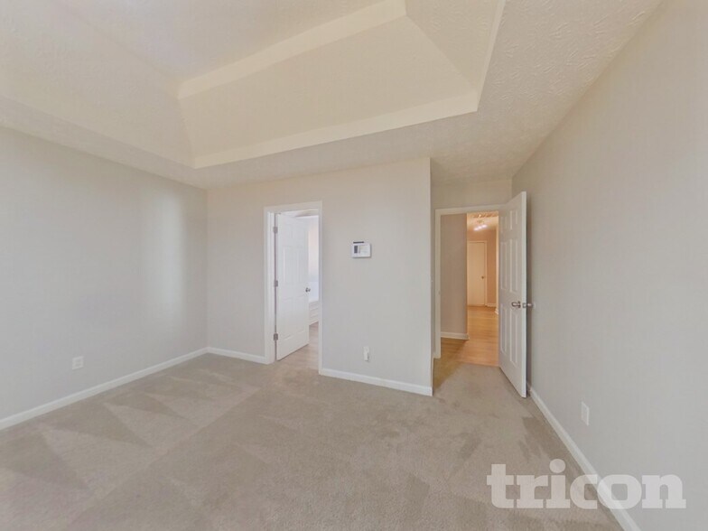 Building Photo - 12513 Lakeside Pkwy