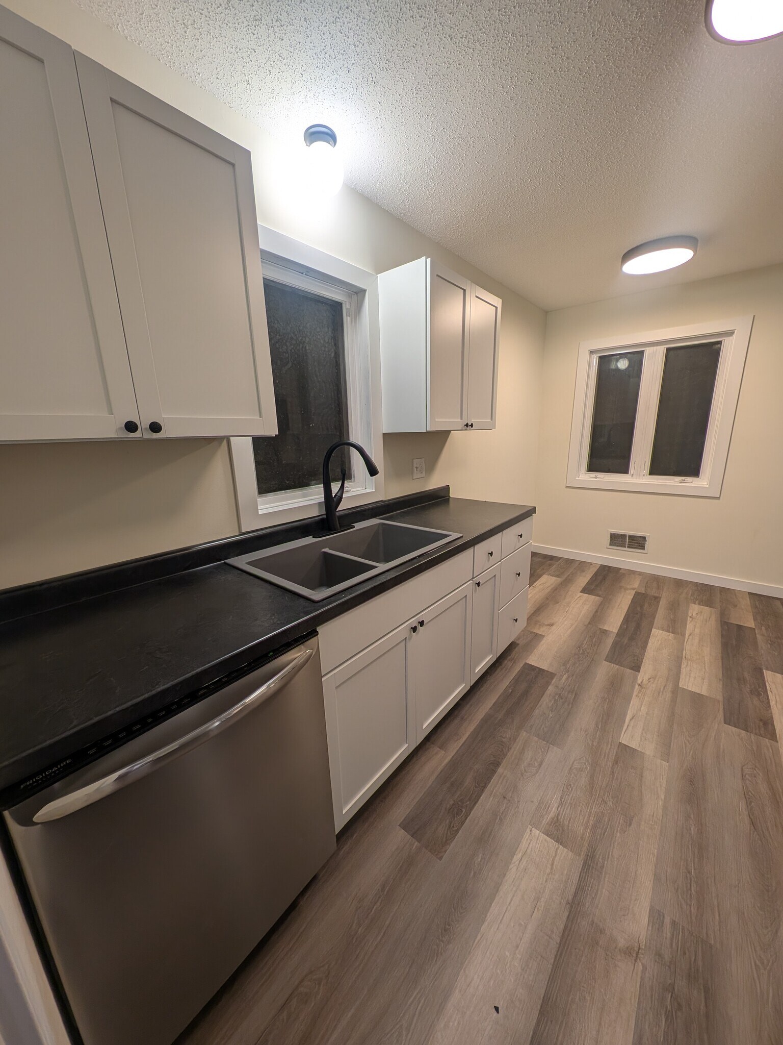 Kitchen - Brand New! - 9936 11th Ave S