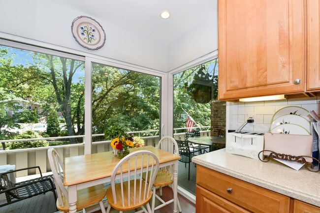 Building Photo - 59 Southport Woods Drive