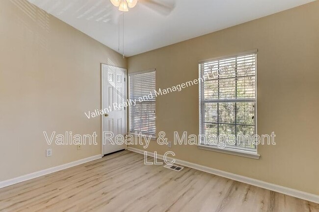 Building Photo - 3532 Lone Tree Ln