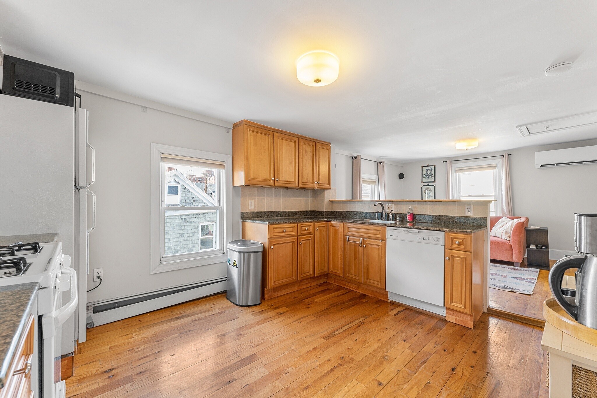 Building Photo - 42 Jefferson St