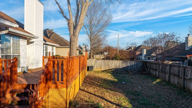 Building Photo - 12711 Misty Creek Dr