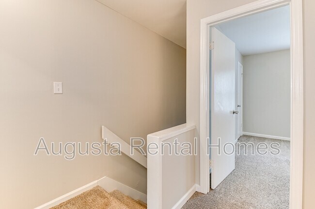 Building Photo - 157 Chalet North CT