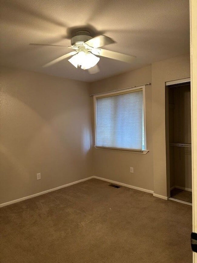 Building Photo - Must See- 3 BD | 2 BA Duplex!