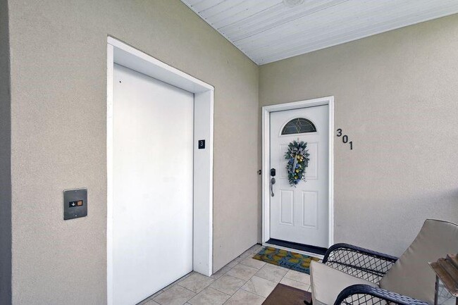 Building Photo - 146 Shady Brook Cir