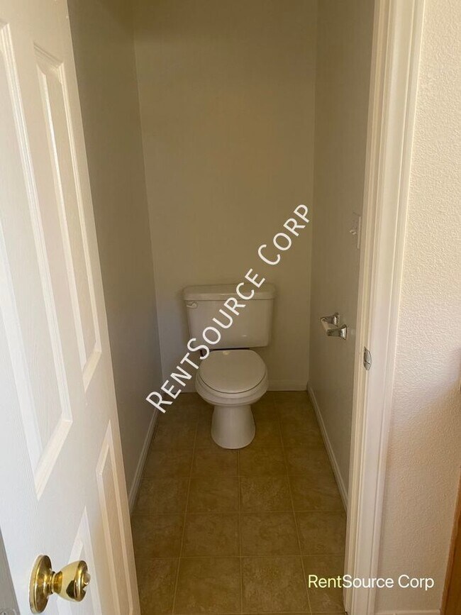 Building Photo - 34675 Pso Del Valle