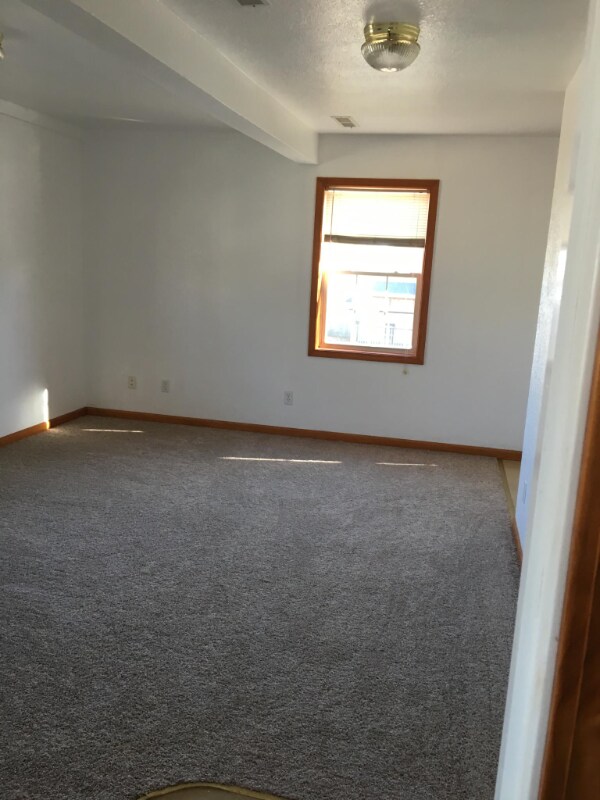 Building Photo - 600 W Broadway Blvd