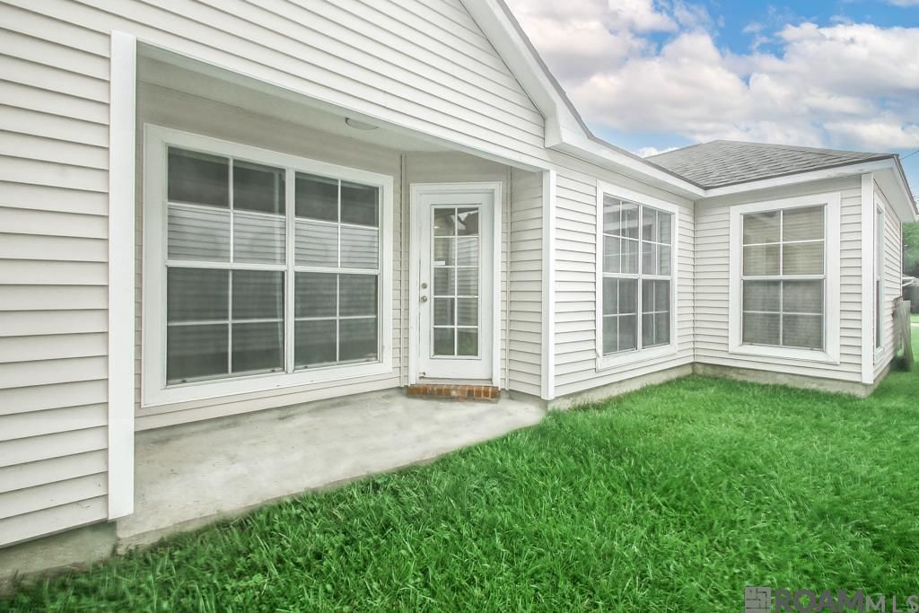 Building Photo - 3437 Myrtle Grove Dr