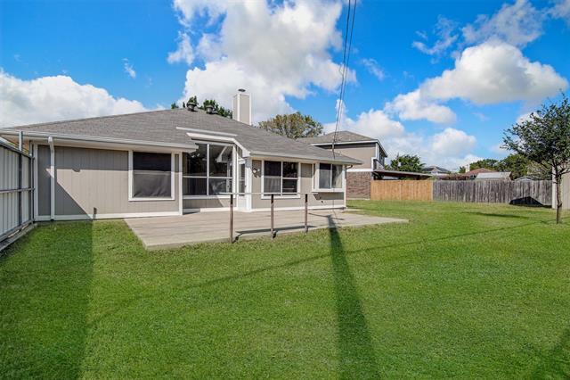 Building Photo - 5803 Lakeway Ct