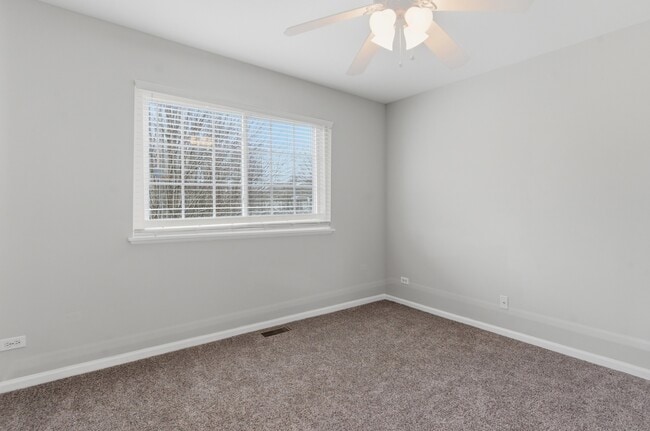 Building Photo - 2313 Stoughton Dr