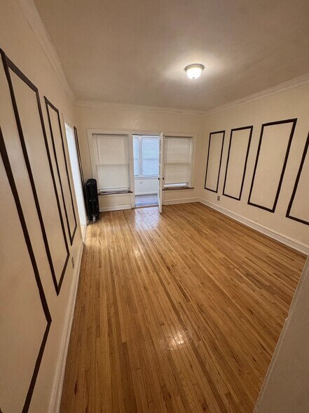 Building Photo - 8046 S Langley Ave