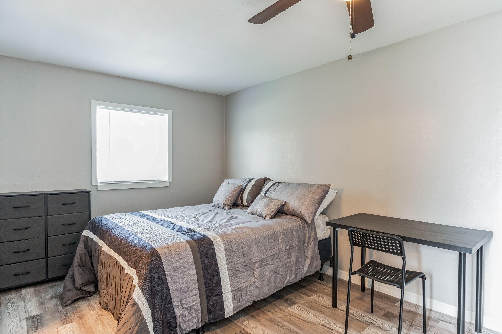 Building Photo - 5207 Montague Pl