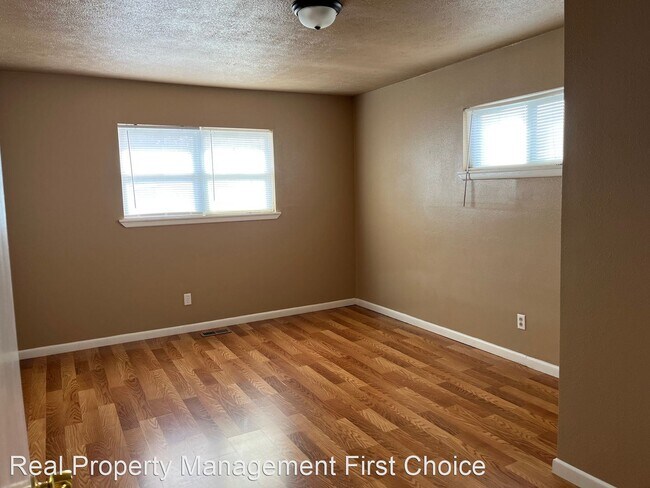 Building Photo - 3 br, 2 bath House - 601 Cedar Lane