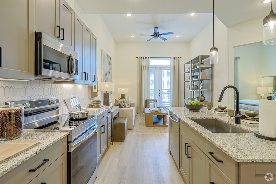 1BR, 1BA - 760SF - Kitchen - Evergreen at Whisper Valley