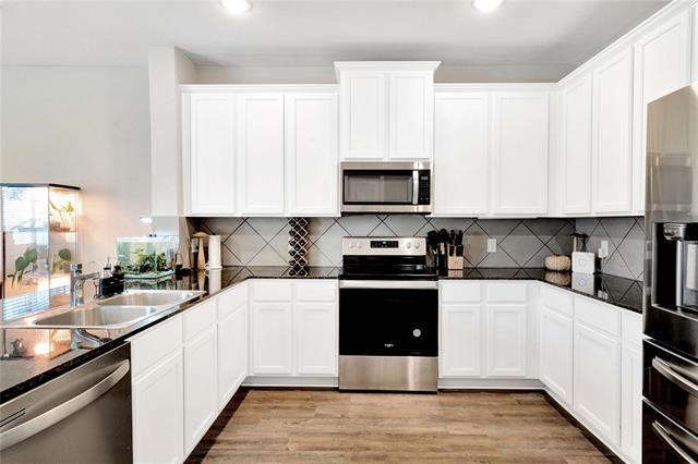 Building Photo - 2917 Bluets Dr