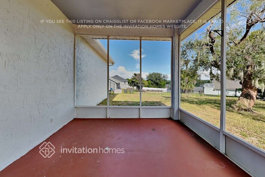Building Photo - 10428 Calle De Flores Dr