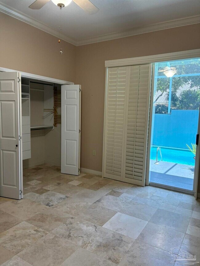 Building Photo - 4115 Oak Pointe Dr