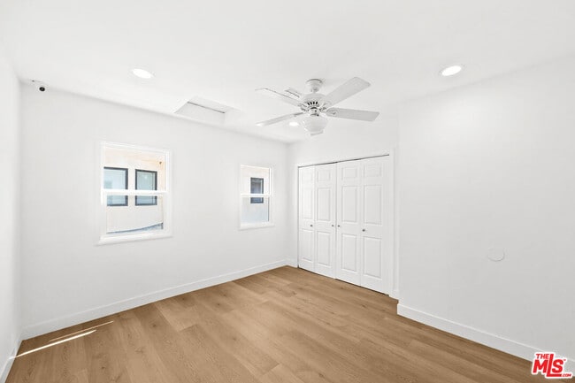 Building Photo - 244 S Almont Dr