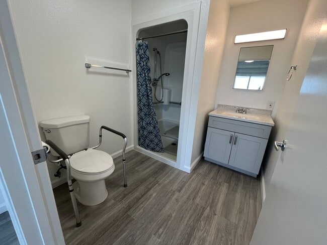 Building Photo - Mililani Mauka (Olaloa Retirment Community) - studio, 1 parking