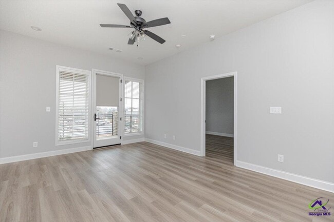 Building Photo - 1009 Northside Dr