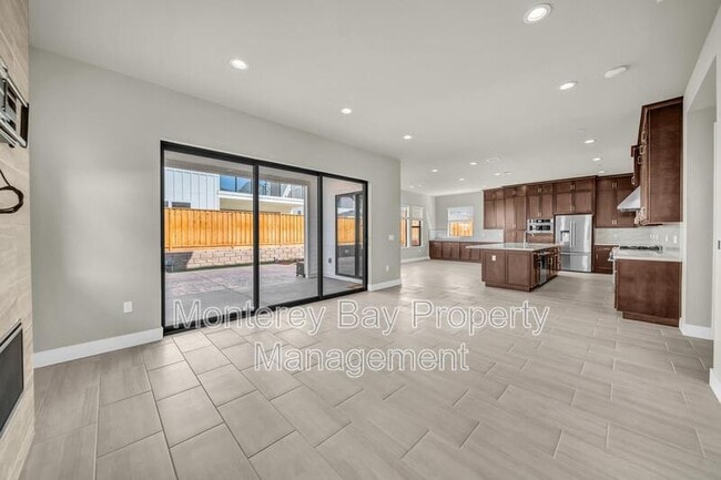Building Photo - 2408 Schooner Ave