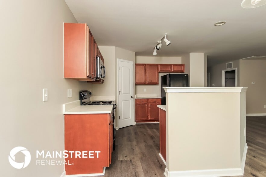 Building Photo - 4663 Chapel Ridge Dr