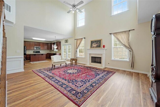 Building Photo - 773 Van Briggle Path NE