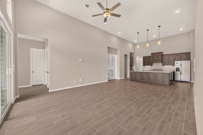 Building Photo - 27003 Estella Mdw Ln